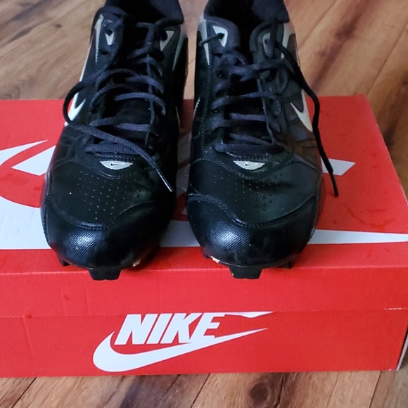 Cleets - Picture 4 of 4